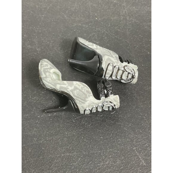 Rainbow High Doll Gray & Black Lace Pattern High Heel Shoes Accessories - Picture 3 of 3